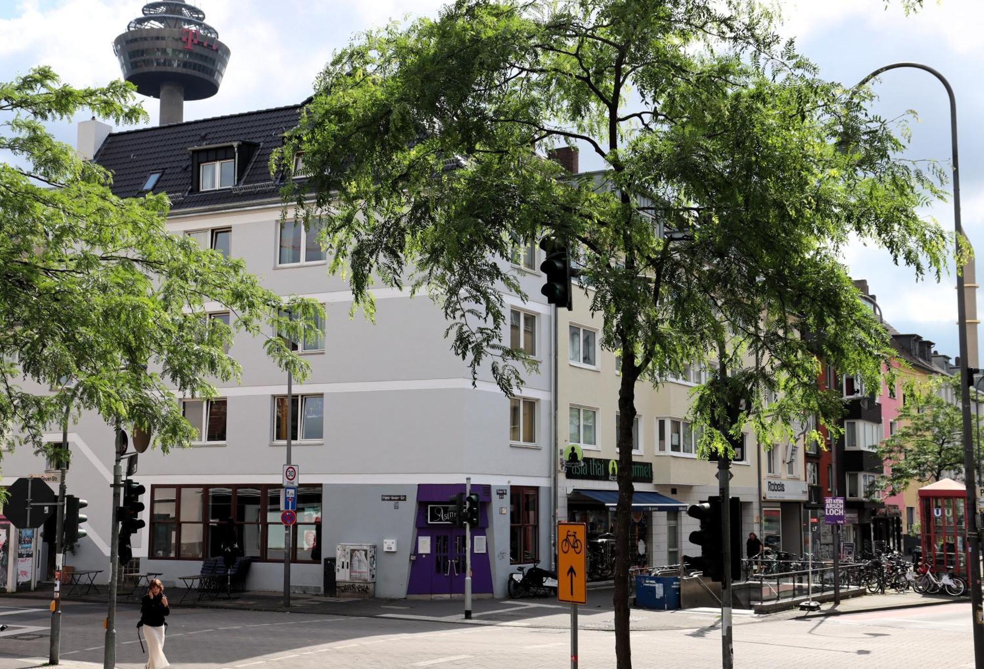 Weltempfaenger Backpacker Hostel Cologne Exterior photo