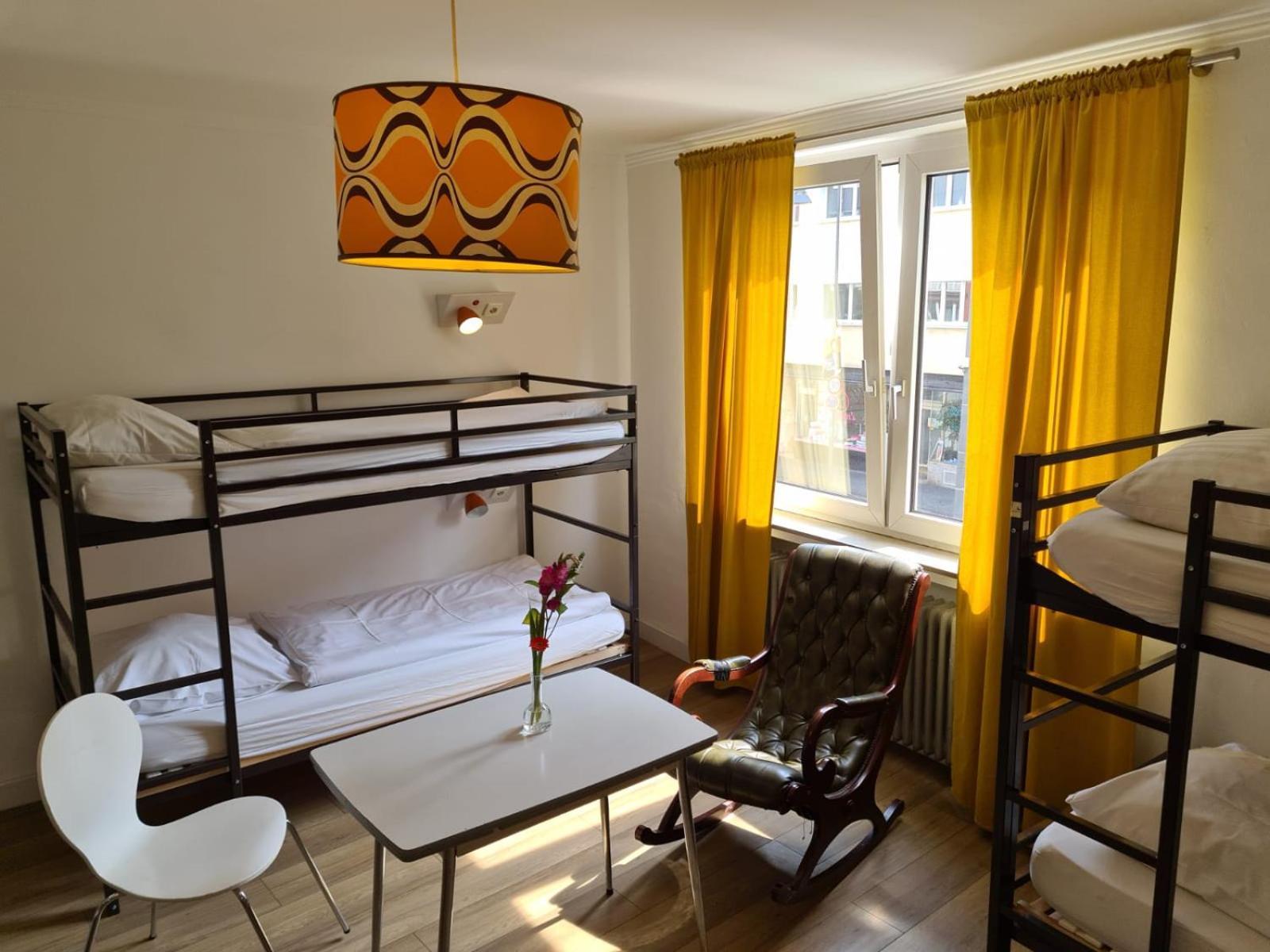 Weltempfaenger Backpacker Hostel Cologne Exterior photo